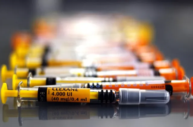 How many doses of varicella vaccine are required